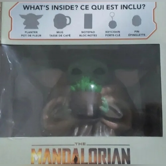 The Mandalorian Collectors Mystery Box 2020 Limited Edition (Still Sealed) - Picture 5 of 7